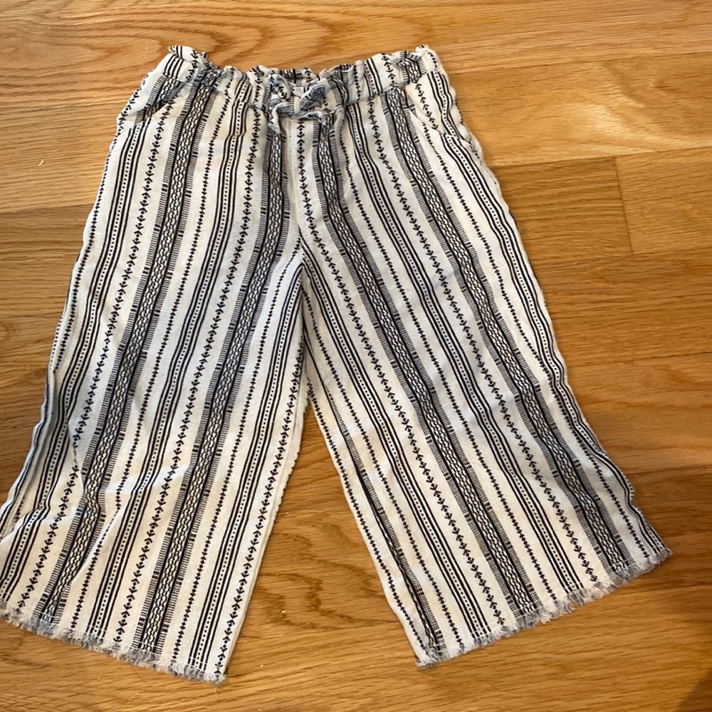 Old navy size 4 girl pant